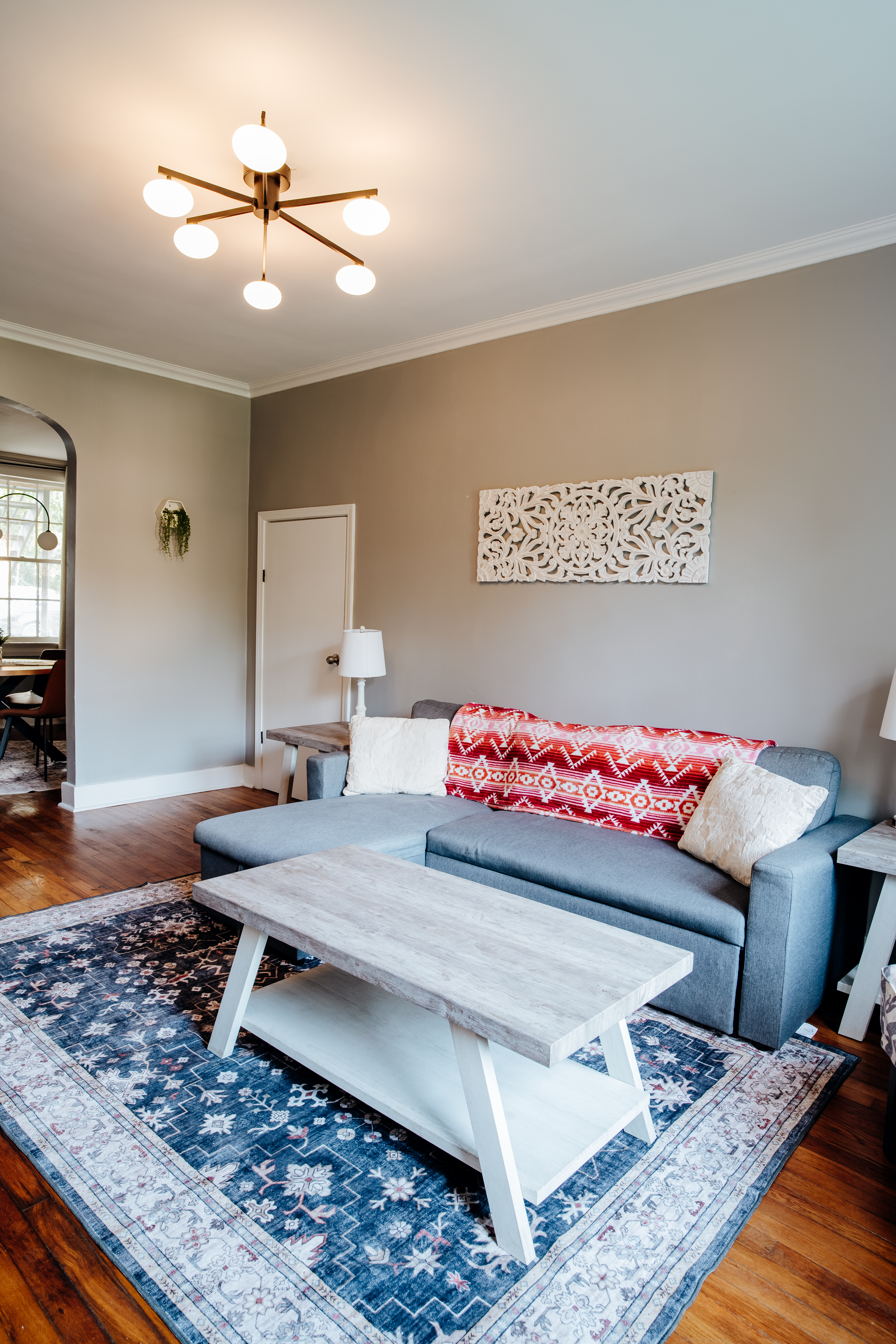 Cozy Kitchen And Comfortable Living Space - Inviting Alabama Retreat - Montgomery, AL