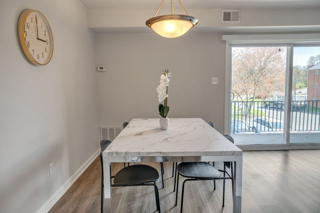 The Chateau, 310 Shipley Rd · Unit apt 113, 1bd/1bth