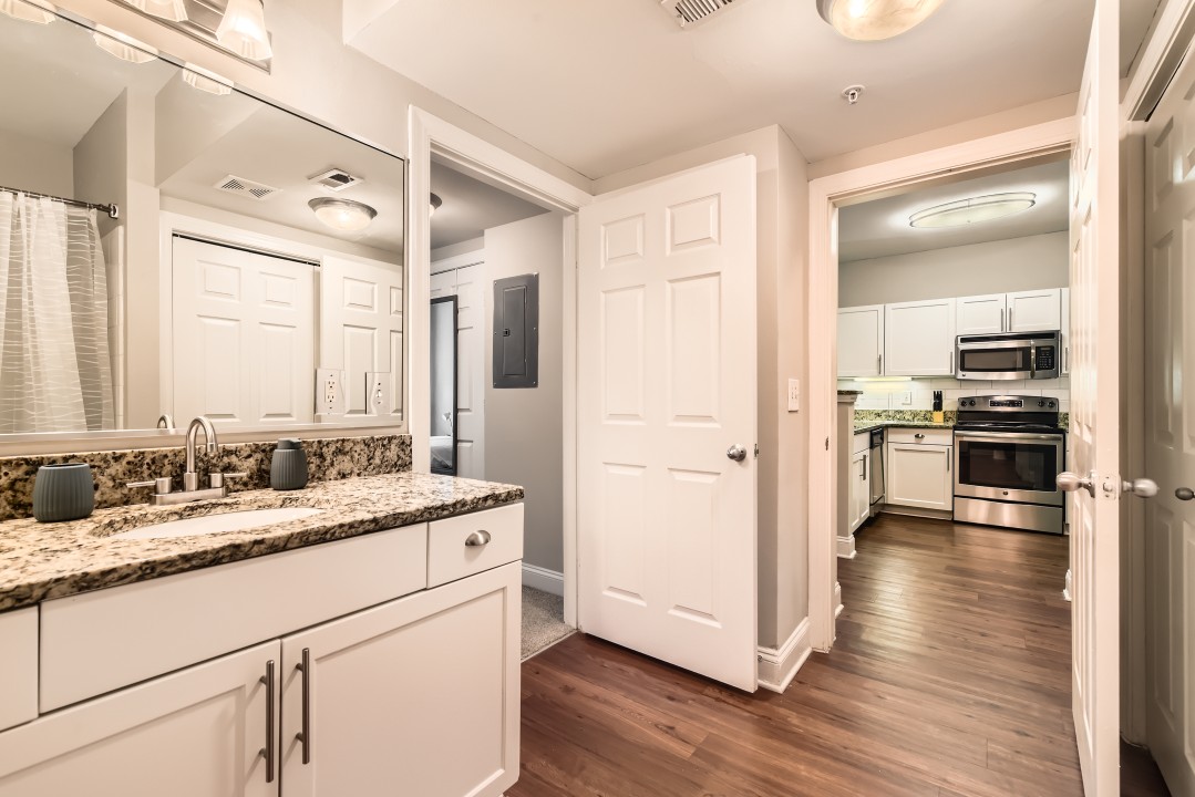 Crest at Midtown · Unit 4505 1/1