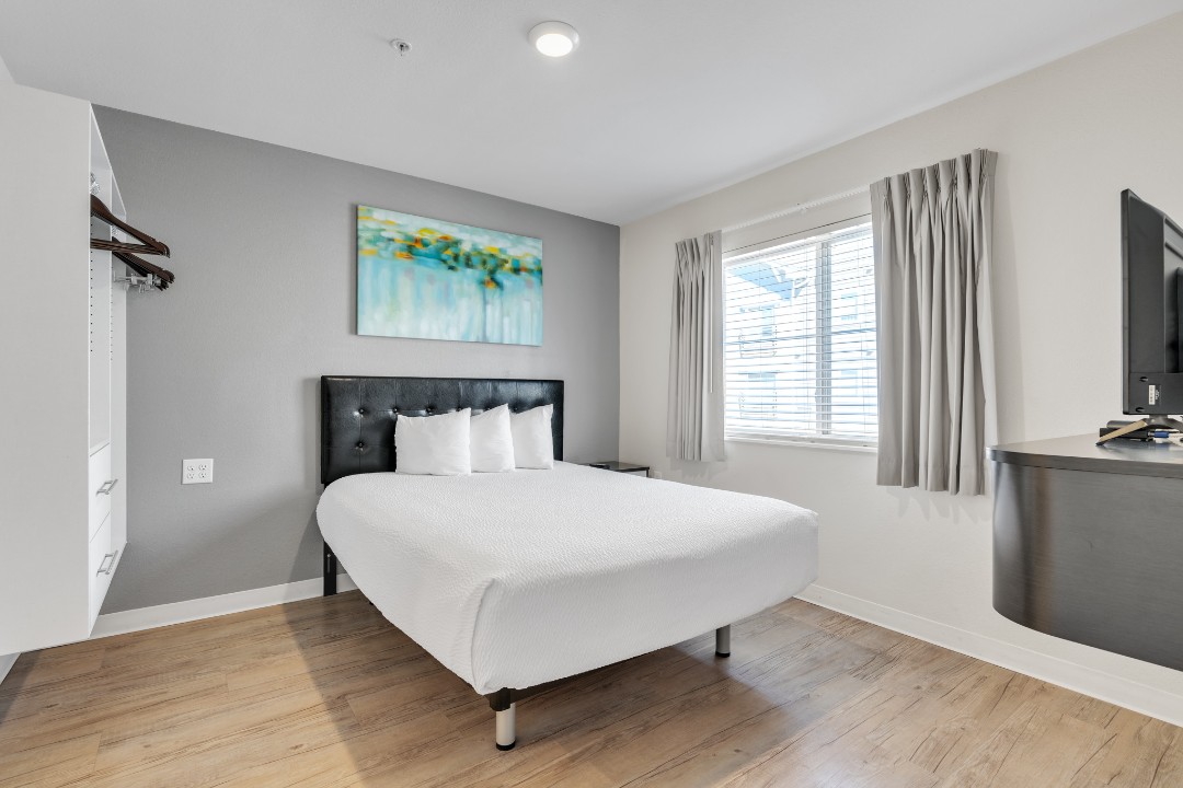 1 Bedroom · Signature layout