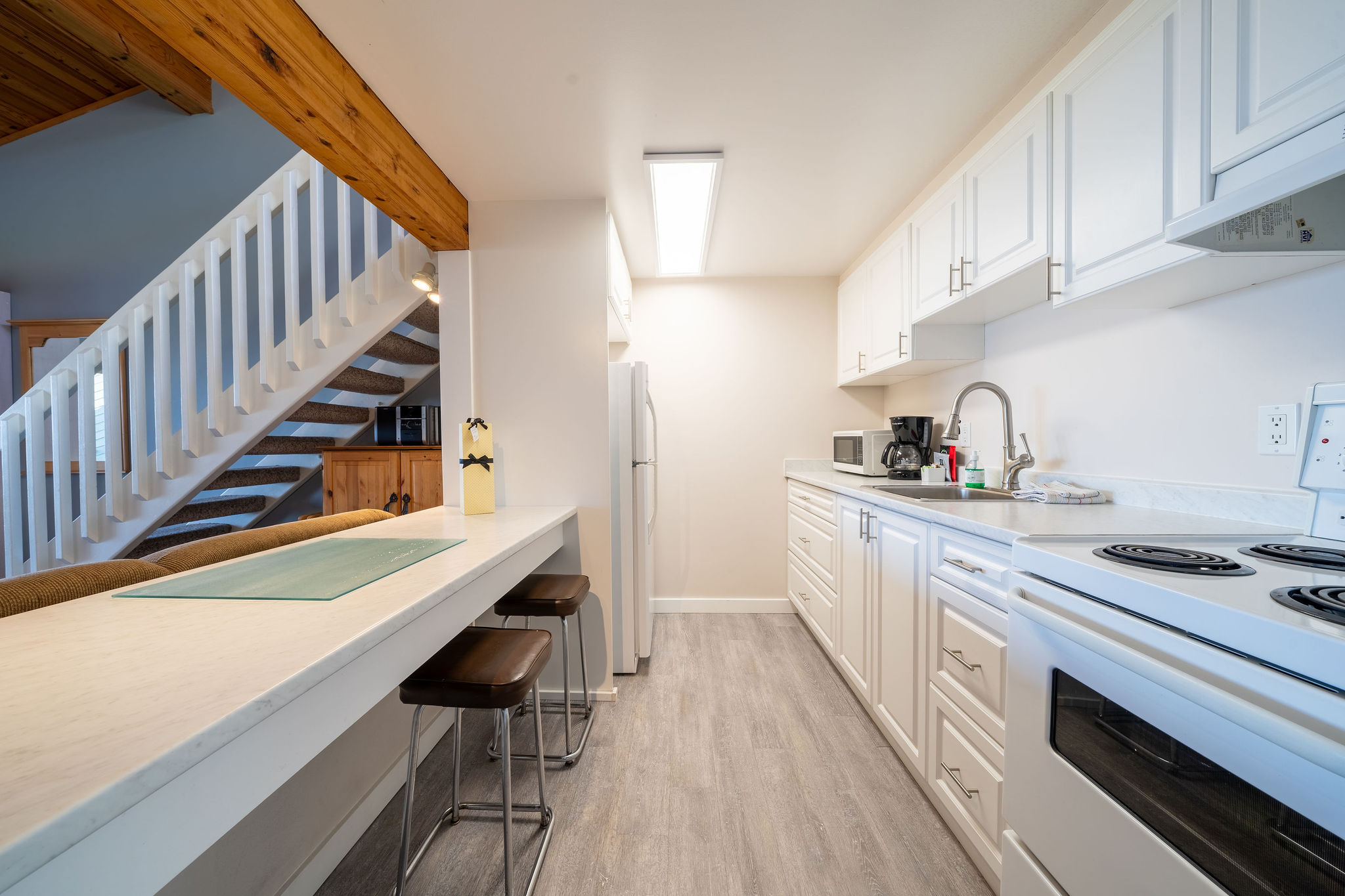 212 Upper Beach View Suite, Shorewater Resort — Qualicum Beach, BC — vacation rental