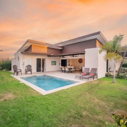 Triskele | Earth by Vacation Pura Vida