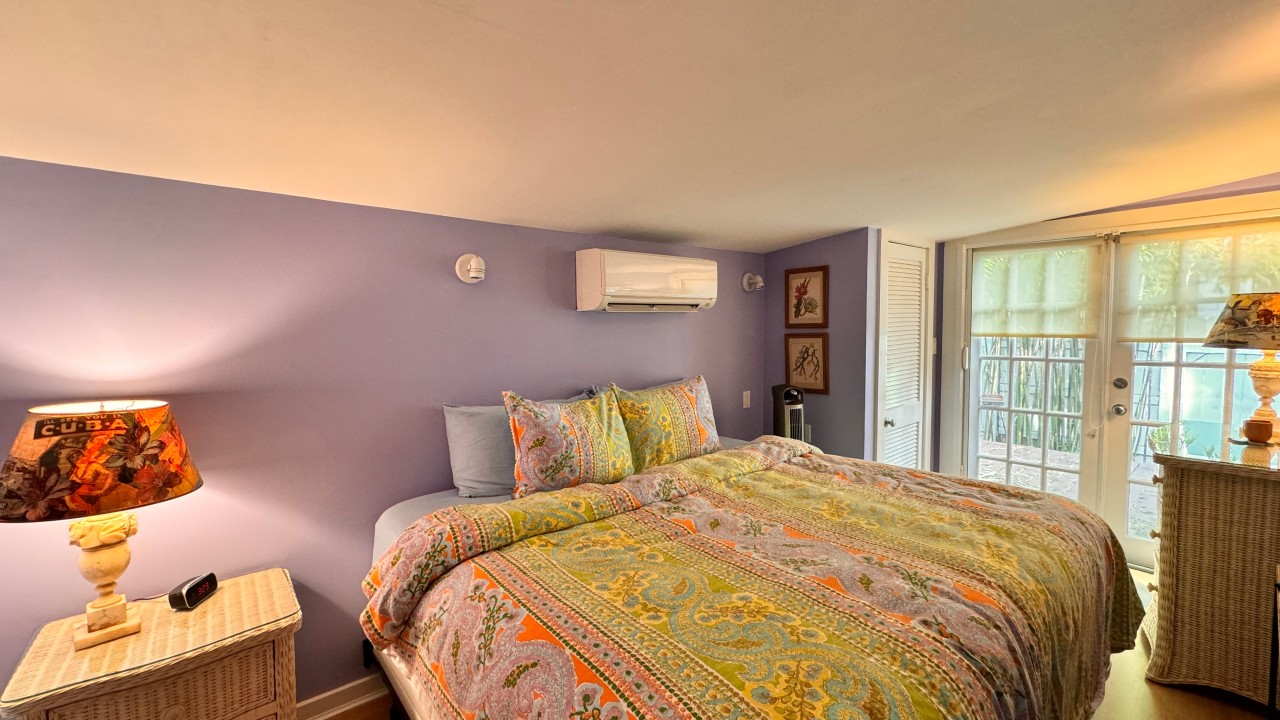 Carsten Lane Cottage — Bedroom 1