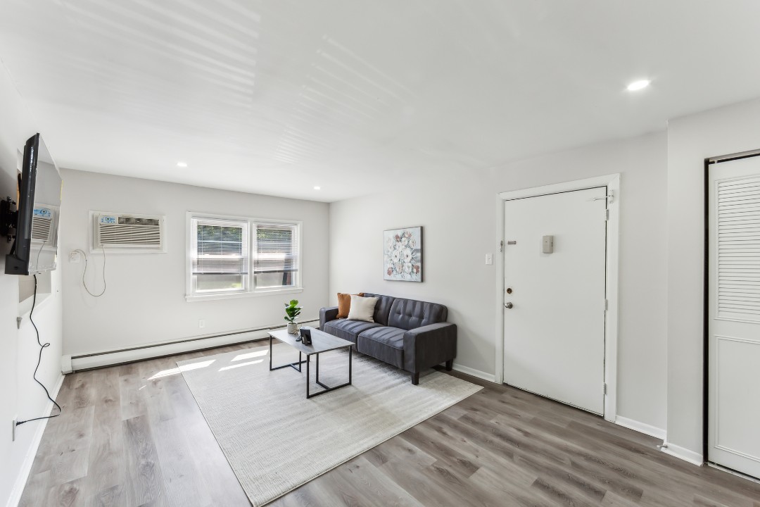 Pinebrook 1111 Wharton Drive, 1br