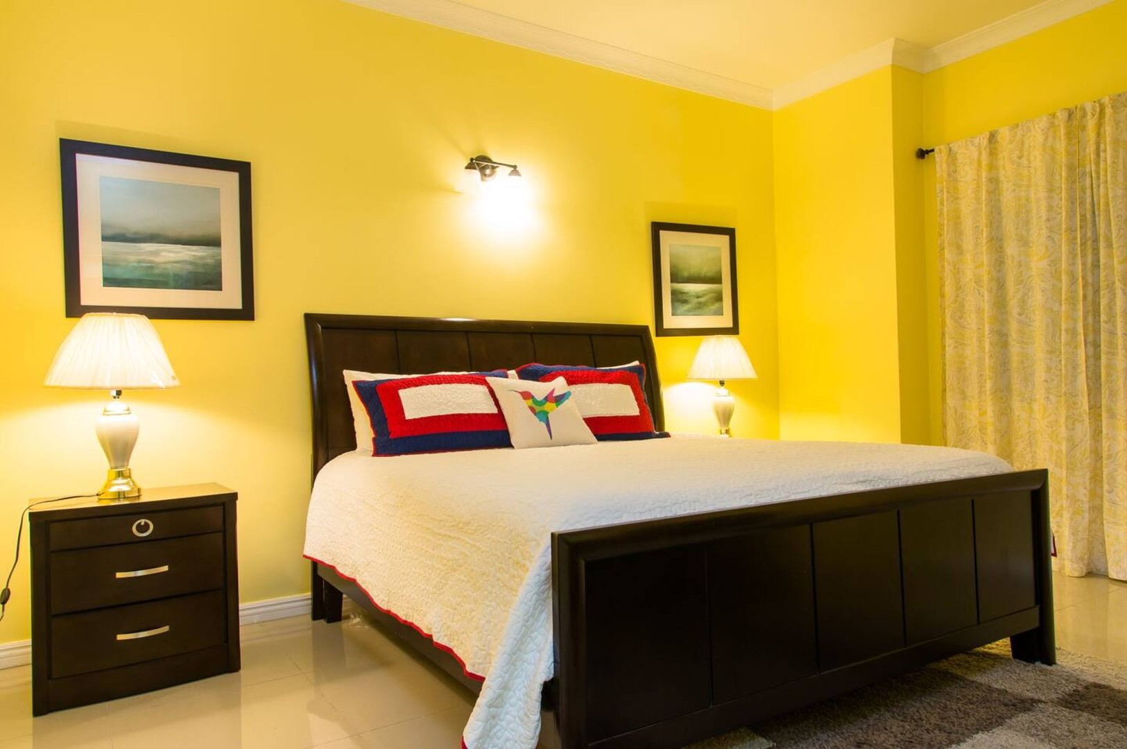 Kings Manor — Two Bedroom Two Bath Pool Perfect