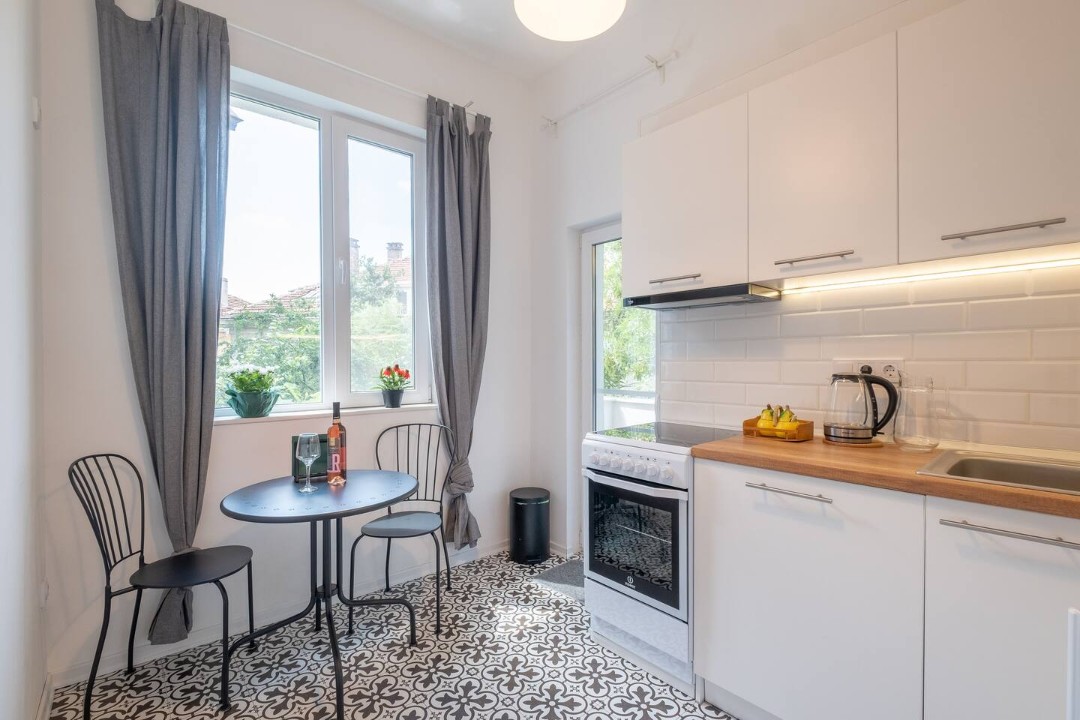 Property thumbnail 3