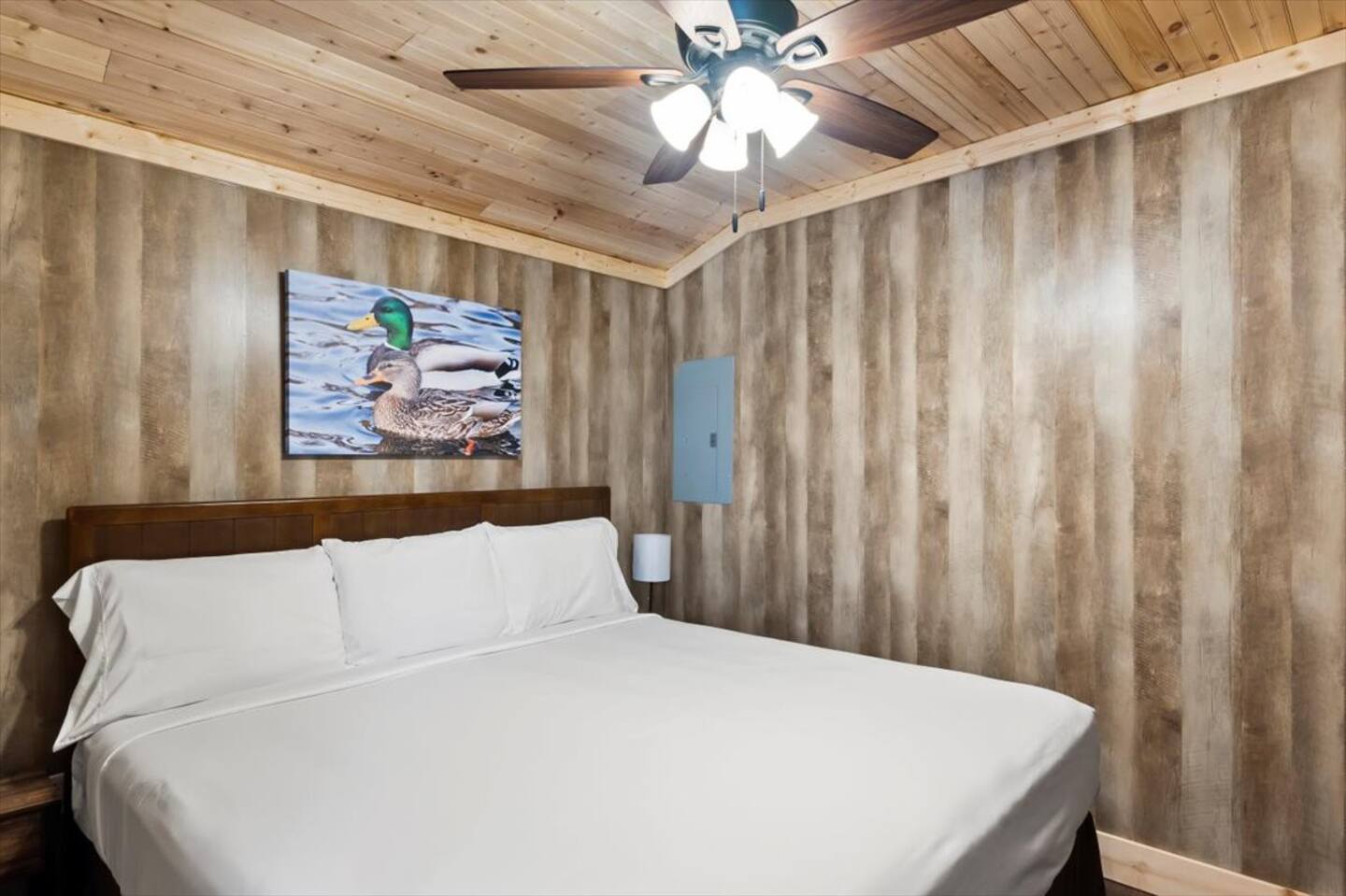 Serendipity Cabins - Lucky Duck — Albertville, AL — vacation rental