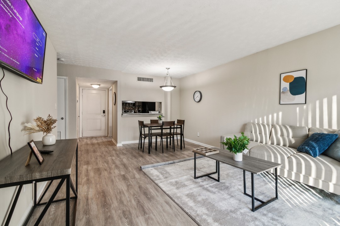 Vinings · Unit 2516 1/1