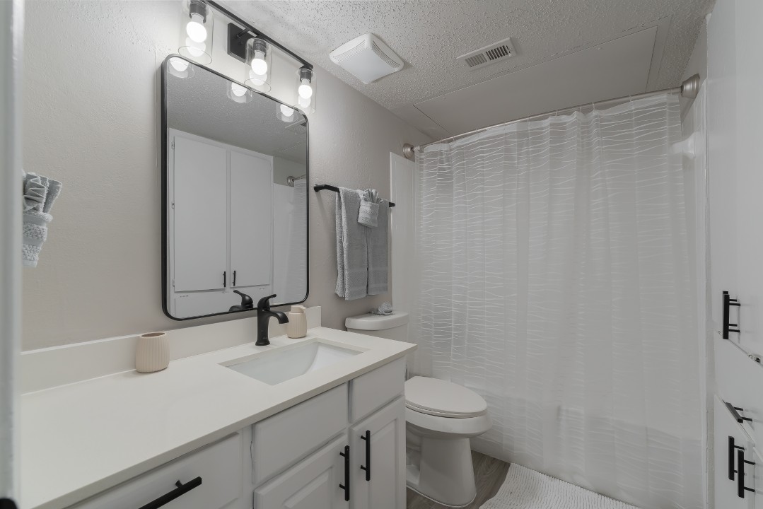The Landry · Unit 257 1/1