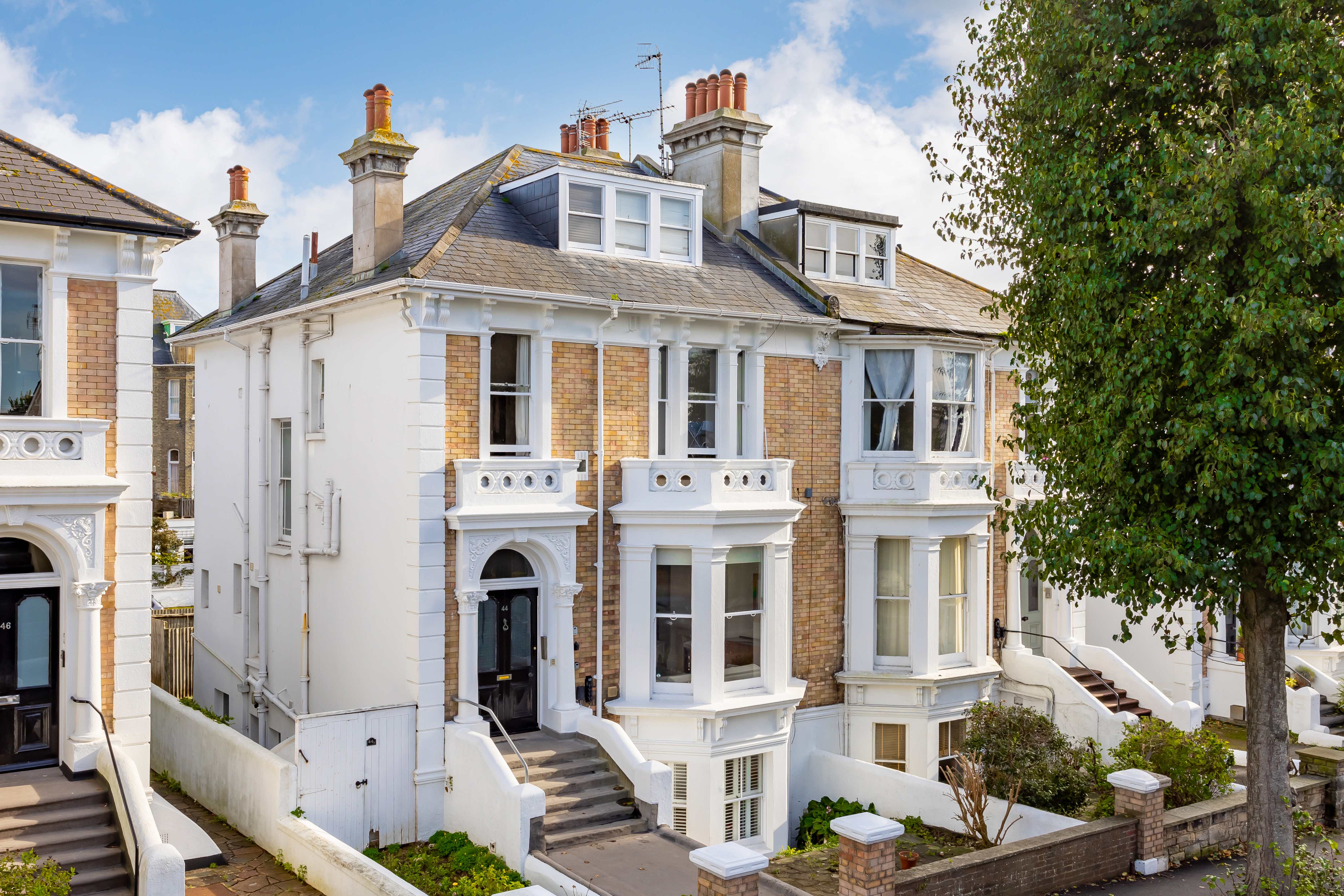 Lovely, modern & spacious 1-bed flat central Hove — Hove  — vacation rental