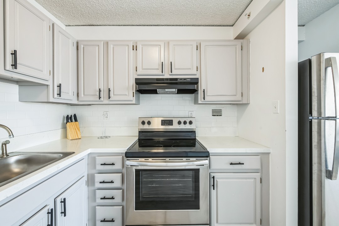 Legacy at Imperial Village · Unit 418 2/1