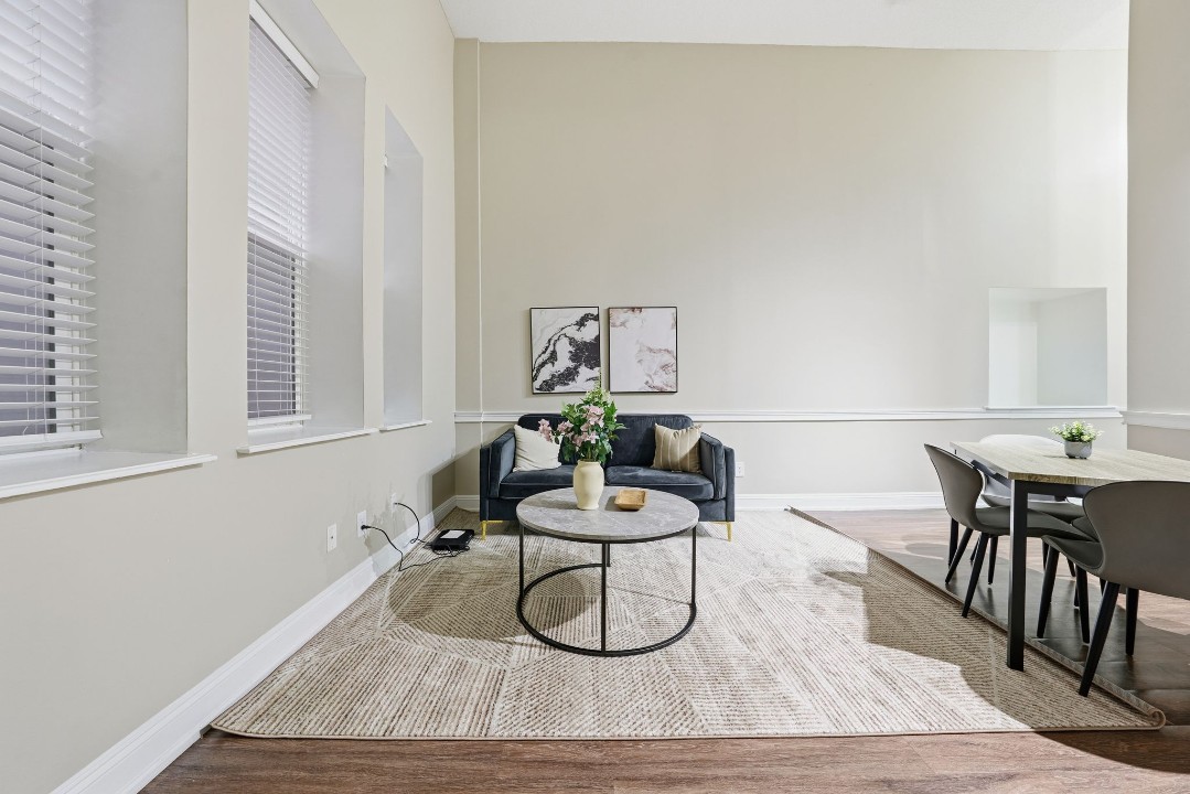 The Liberty Building · Unit 204 1/1