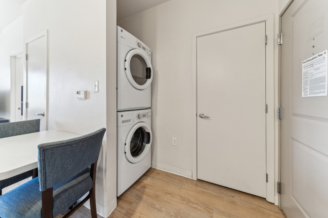 Simplicity At the Rim · Unit 1108  1/1