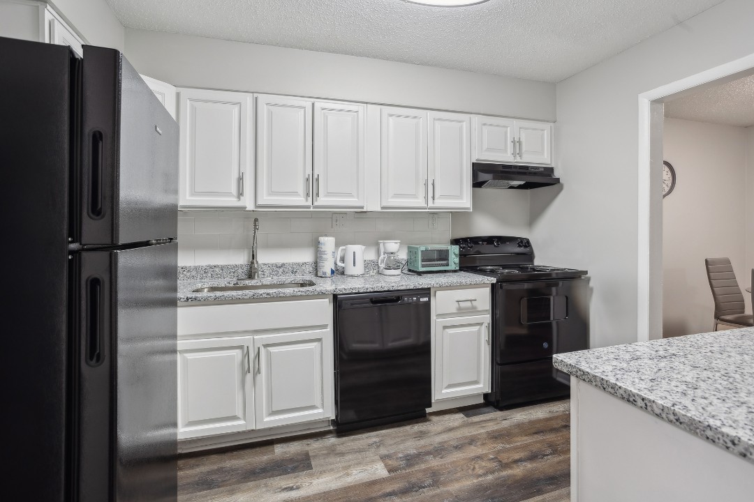 Crest at East Cobb 1830G · Unit 2/2