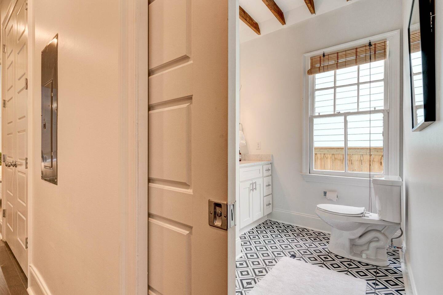 Half bathroom view
