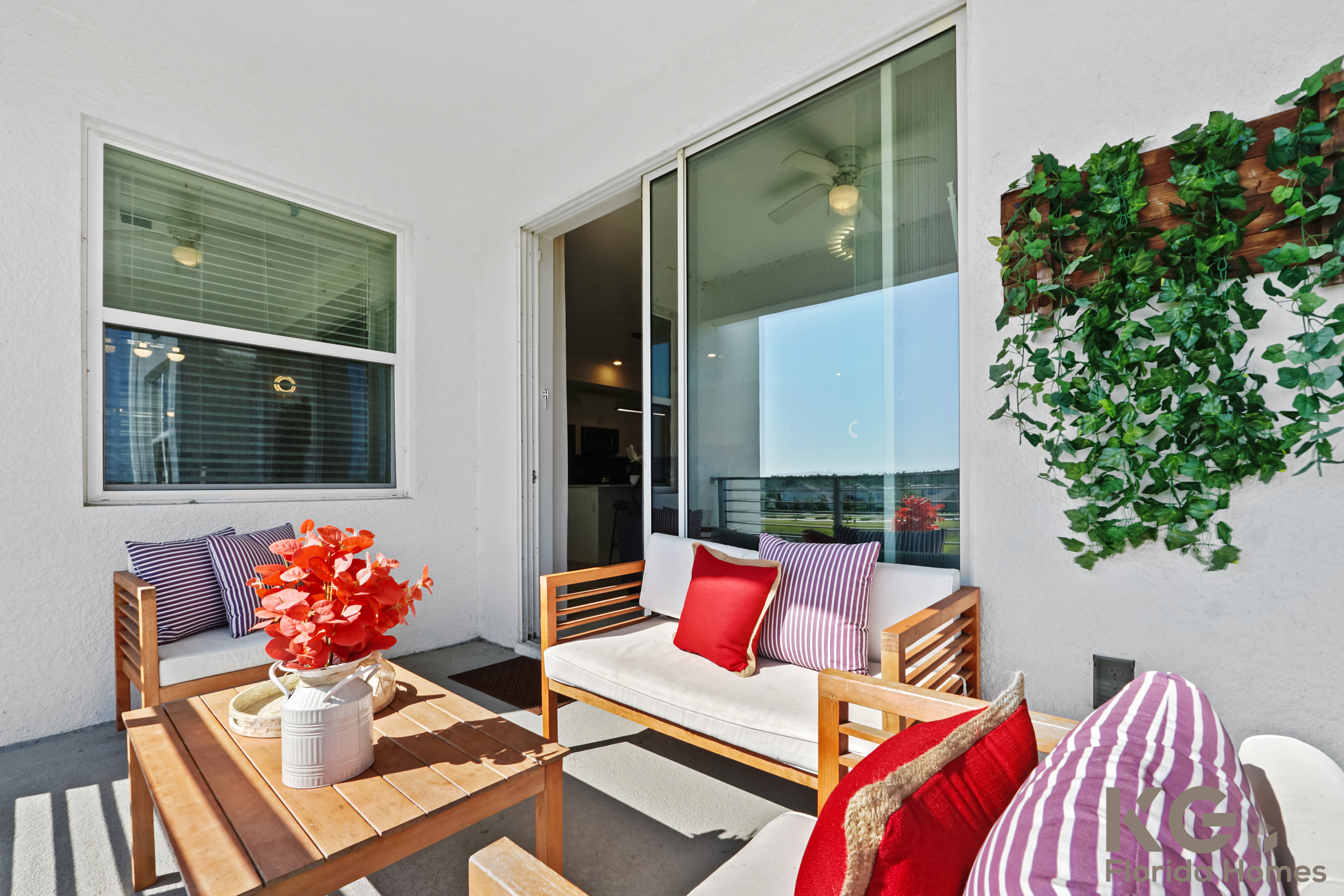 KG 16  $tory Lake Deluxe Condo photo 3