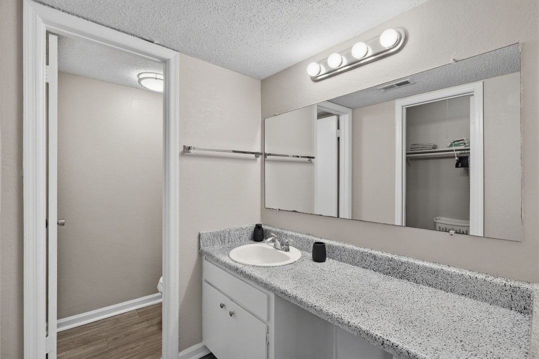 Tucker Square 2/1.5 · Unit 1302C