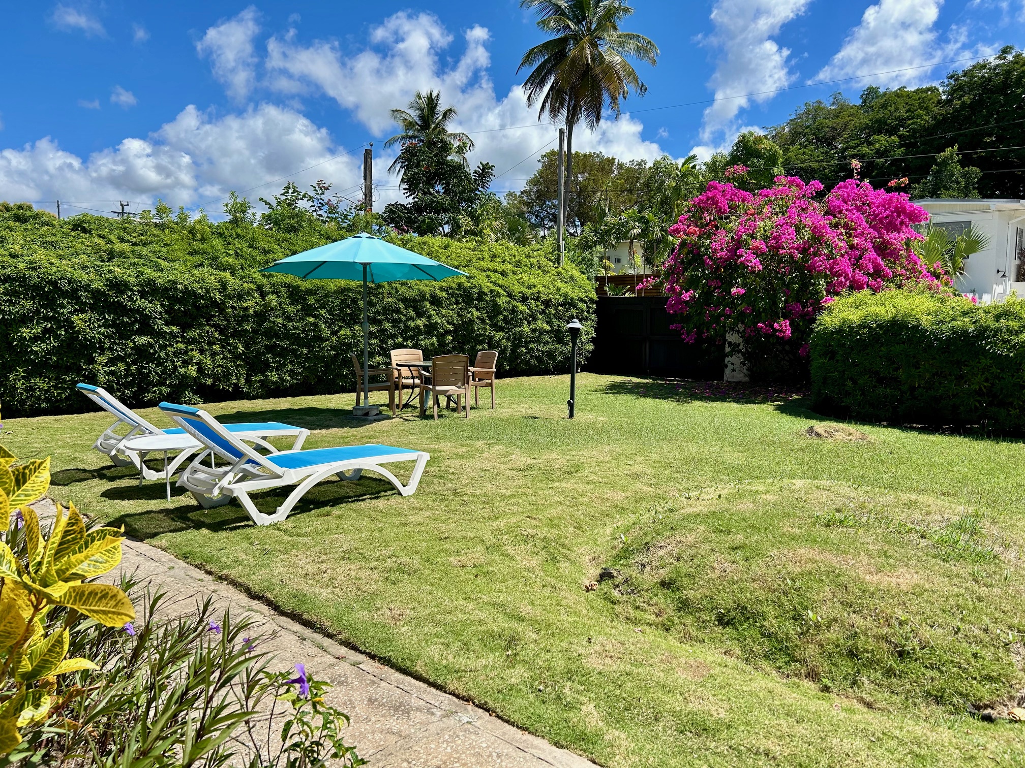 Beach Club Access | Garden | Beach | AC | Laundry — Holetown, Saint James — vacation rental
