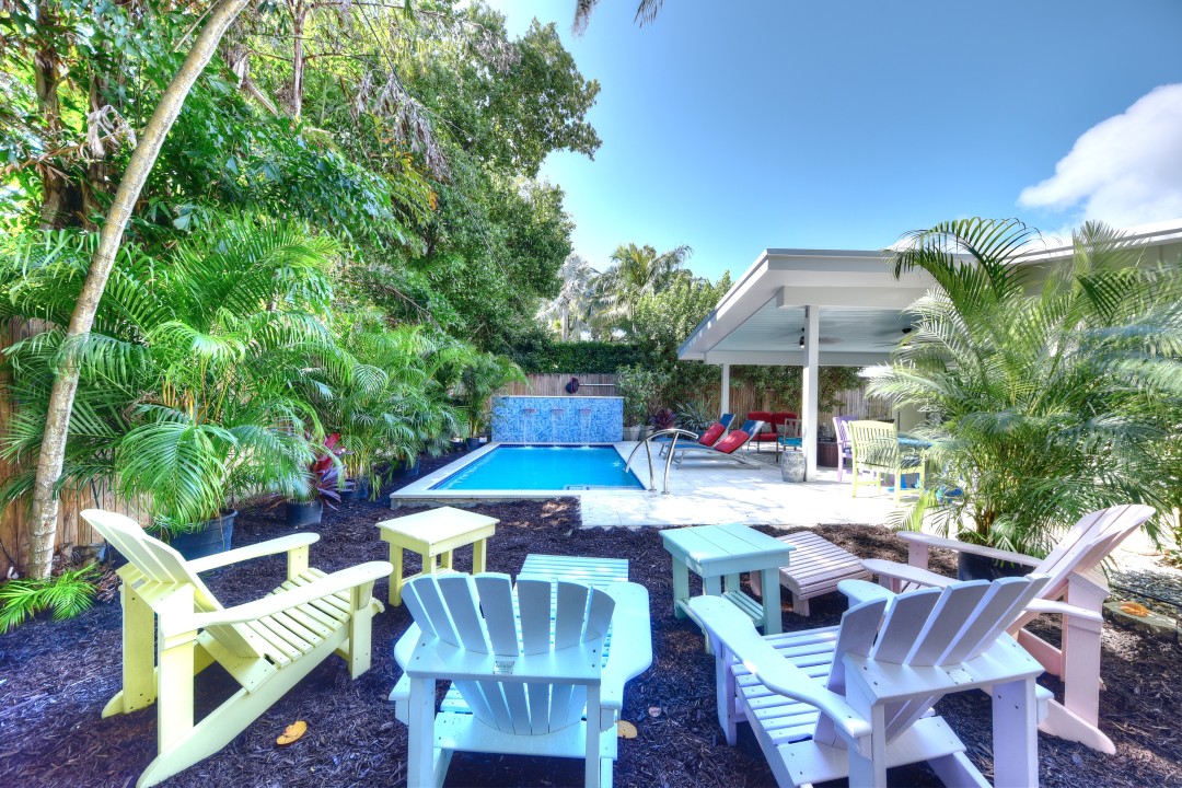 Casita Casa Marina — Adirondack Chairs