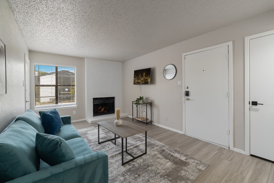 1 Bedroom · Signature layout