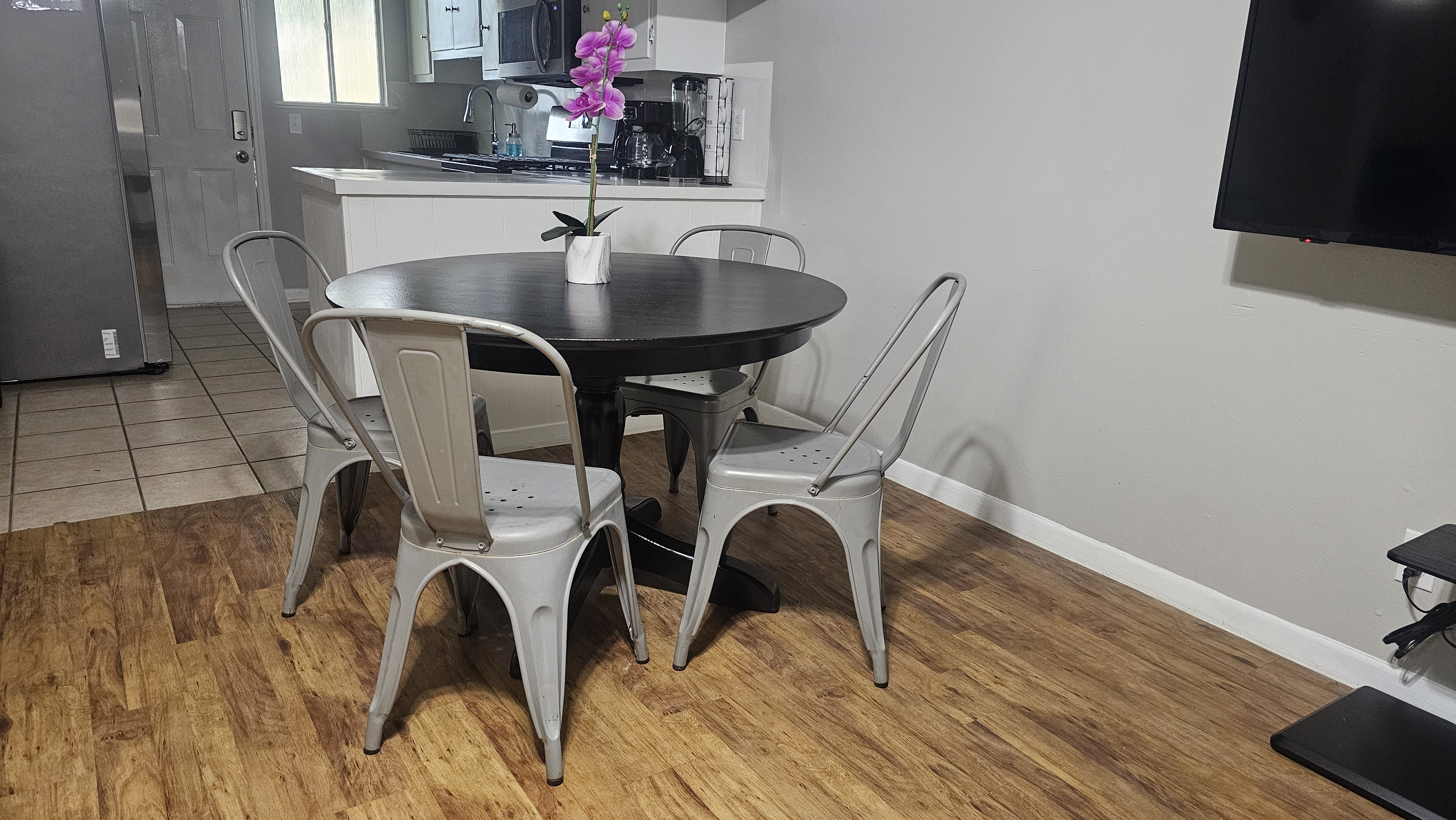 Serene 2br Hideaway Near Downtown & Airport - Austin, TX