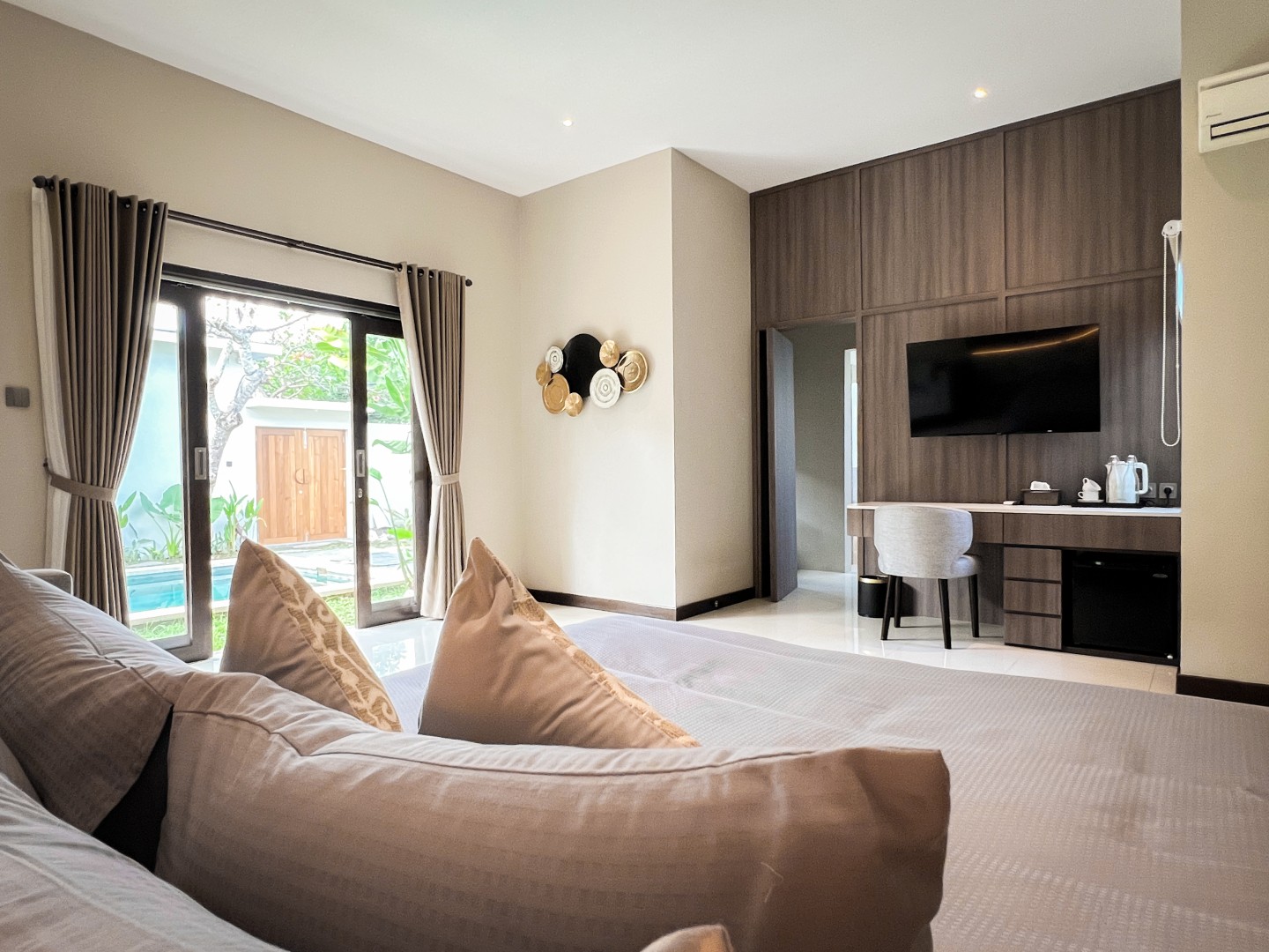 Deluxe Suite 3 – Casa Nova by Island Boy Homes — main photo
