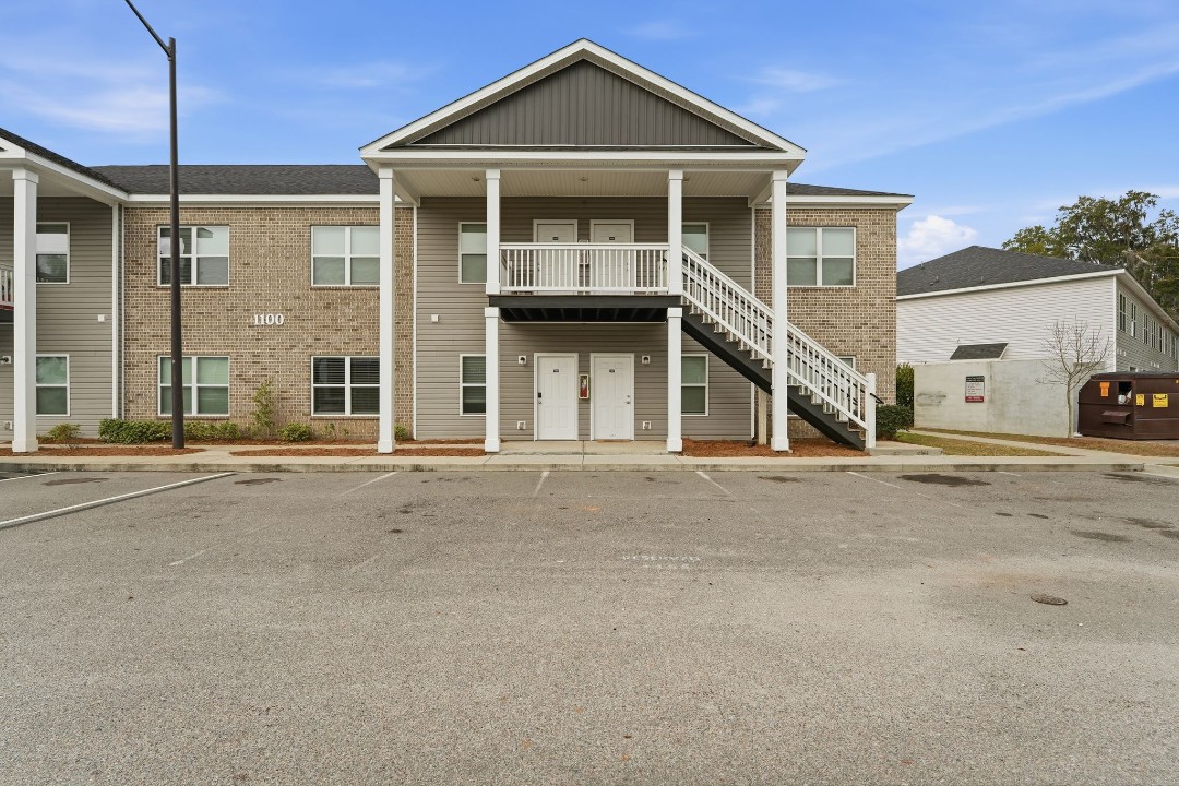 Hickory Grove · Unit 1105 2/2