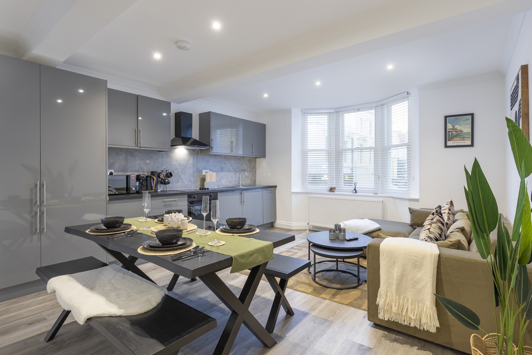 Stone Apartment 2 | Balcony |2 En-Suite | Central  — Brighton — vacation rental