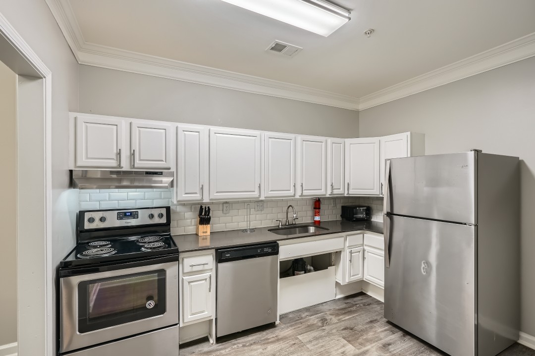 Crest at East Cobb 1826E · Unit 2/2