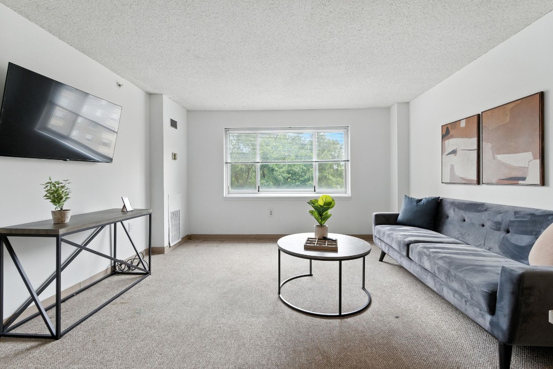 Legacy at Imperial Village · Unit 504 1/1