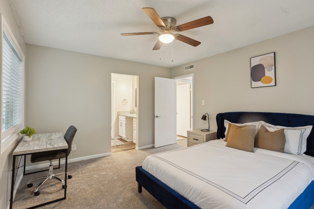 Crest at East Cobb 1830G · Unit 2/2