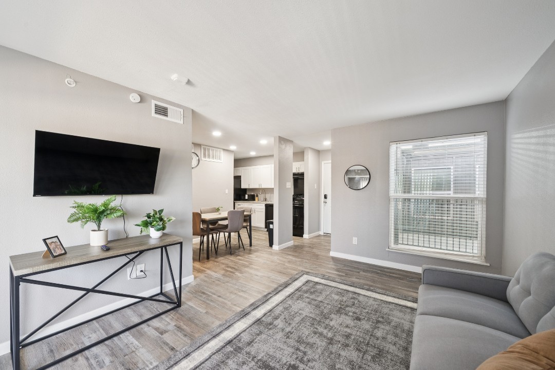 Vista Buena · Unit 3331 1/1