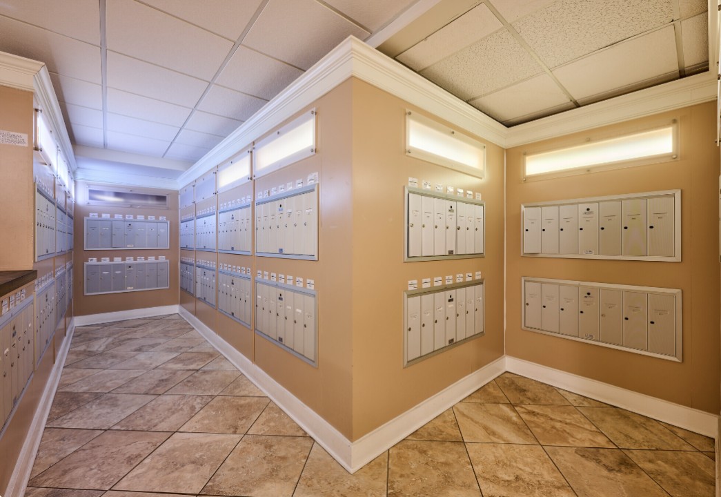 on East, 116 - · Unit 111  1/1