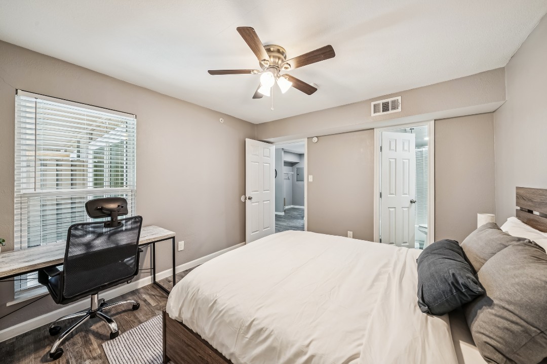Vista Buena · Unit 3332 1/1