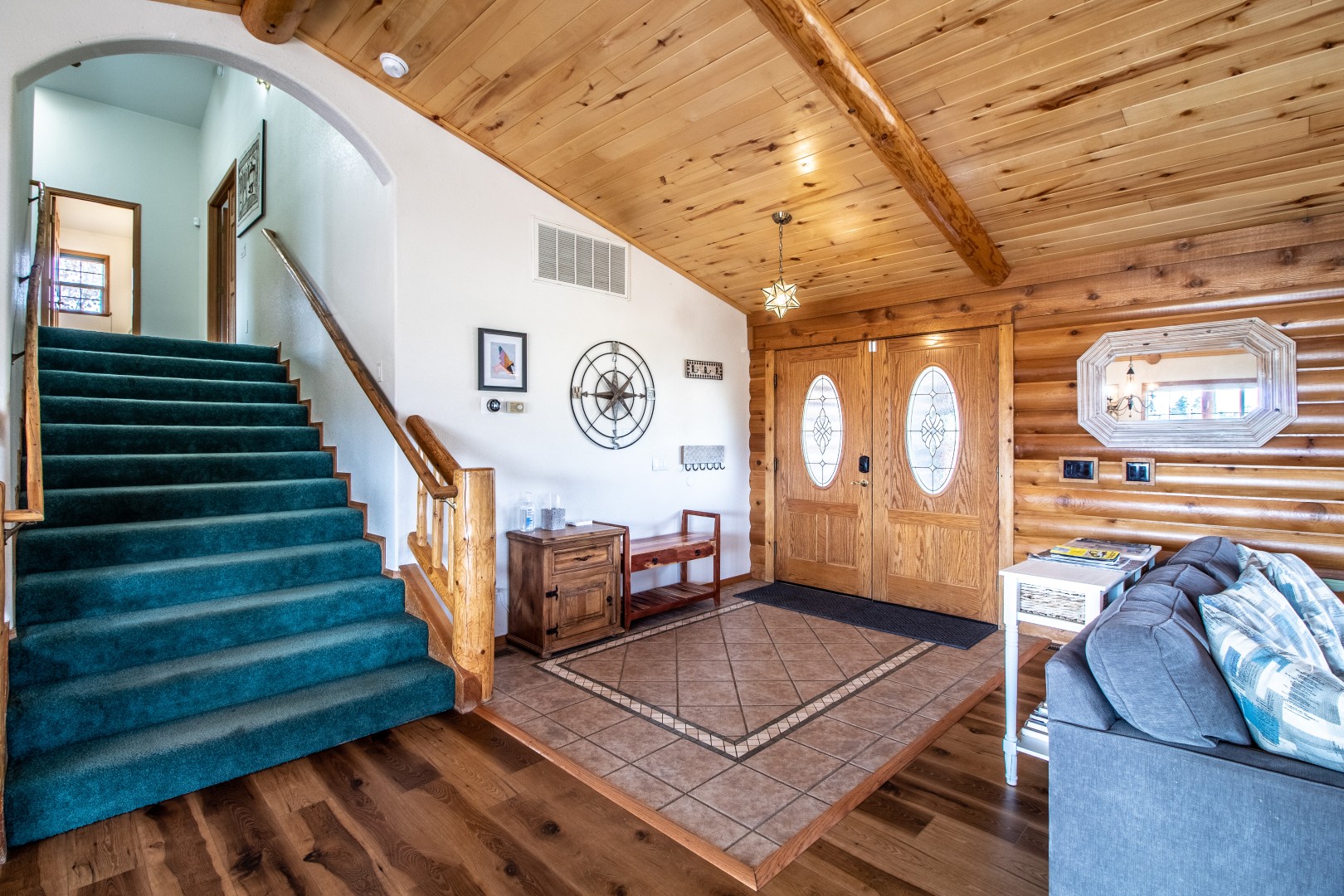 Stairway to Upper area from Front Door Entrance