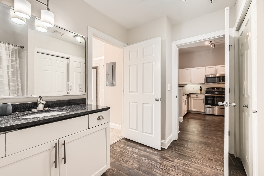 Crest at Midtown · Unit 4603 1/1