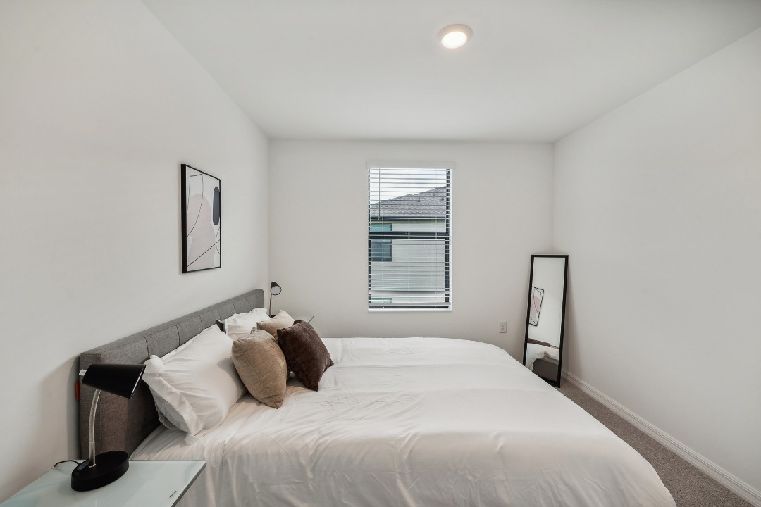 Landings at Westport · Unit 2007