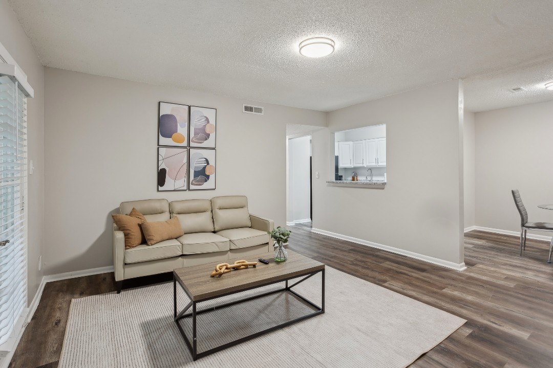 Crest at East Cobb 1830G · Unit 2/2
