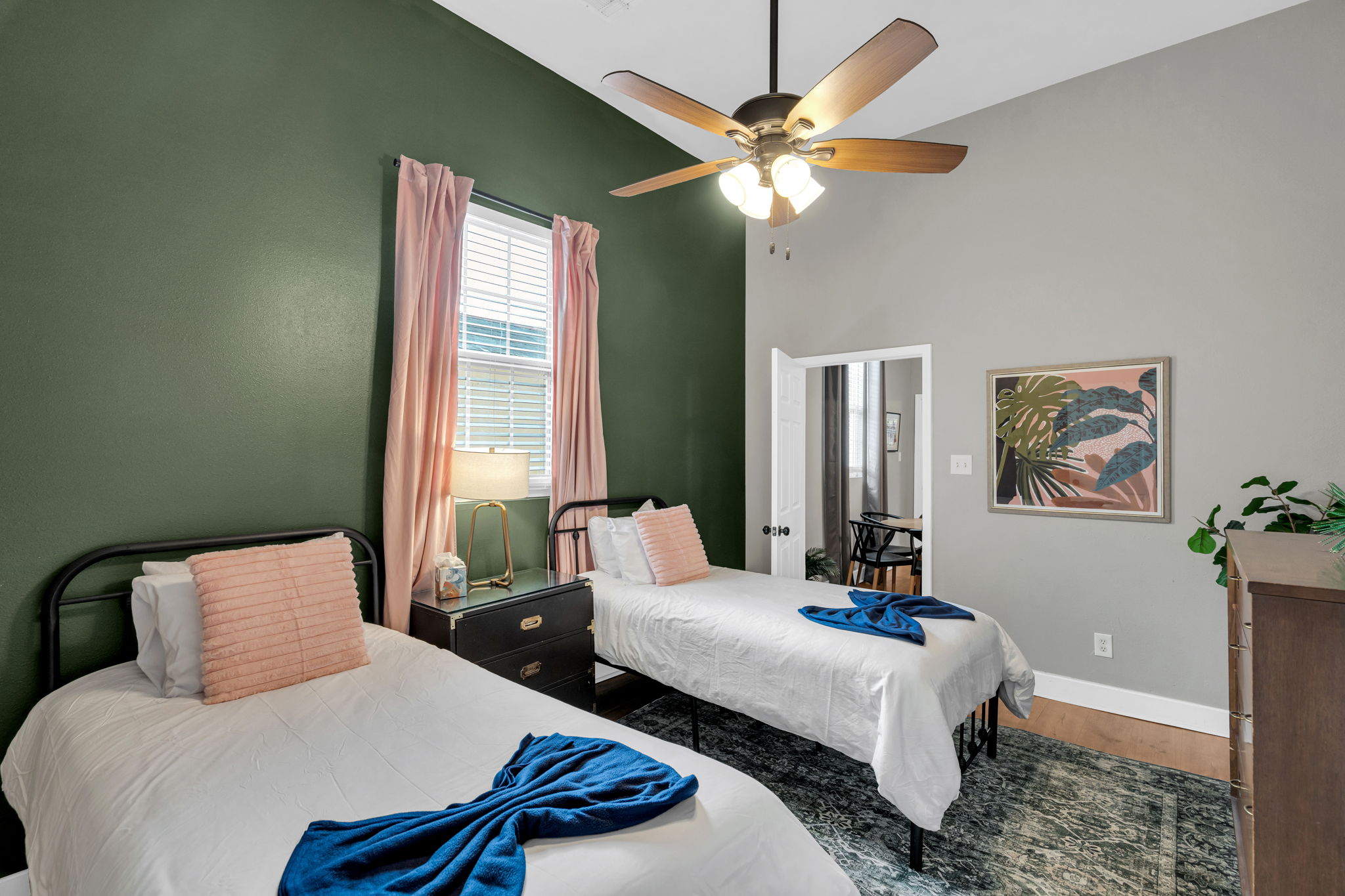 Perfect for friends or family traveling together