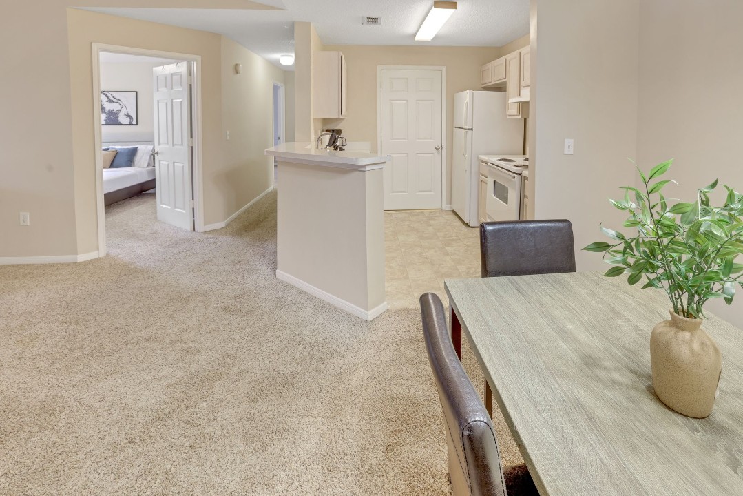 The Avenues of Lakeshore · Unit 427 2/1