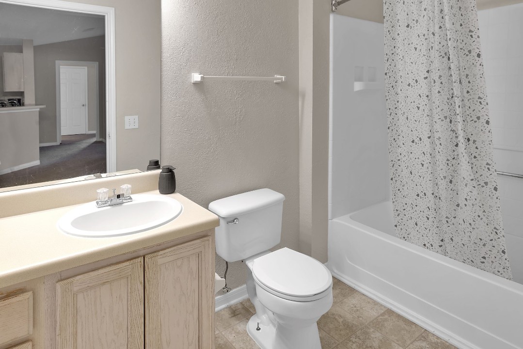 The Avenues of Lakeshore · Unit 2608 2/1