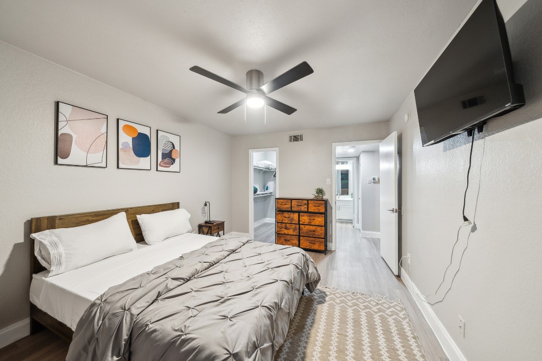 The Chandler · Unit 412 1/1