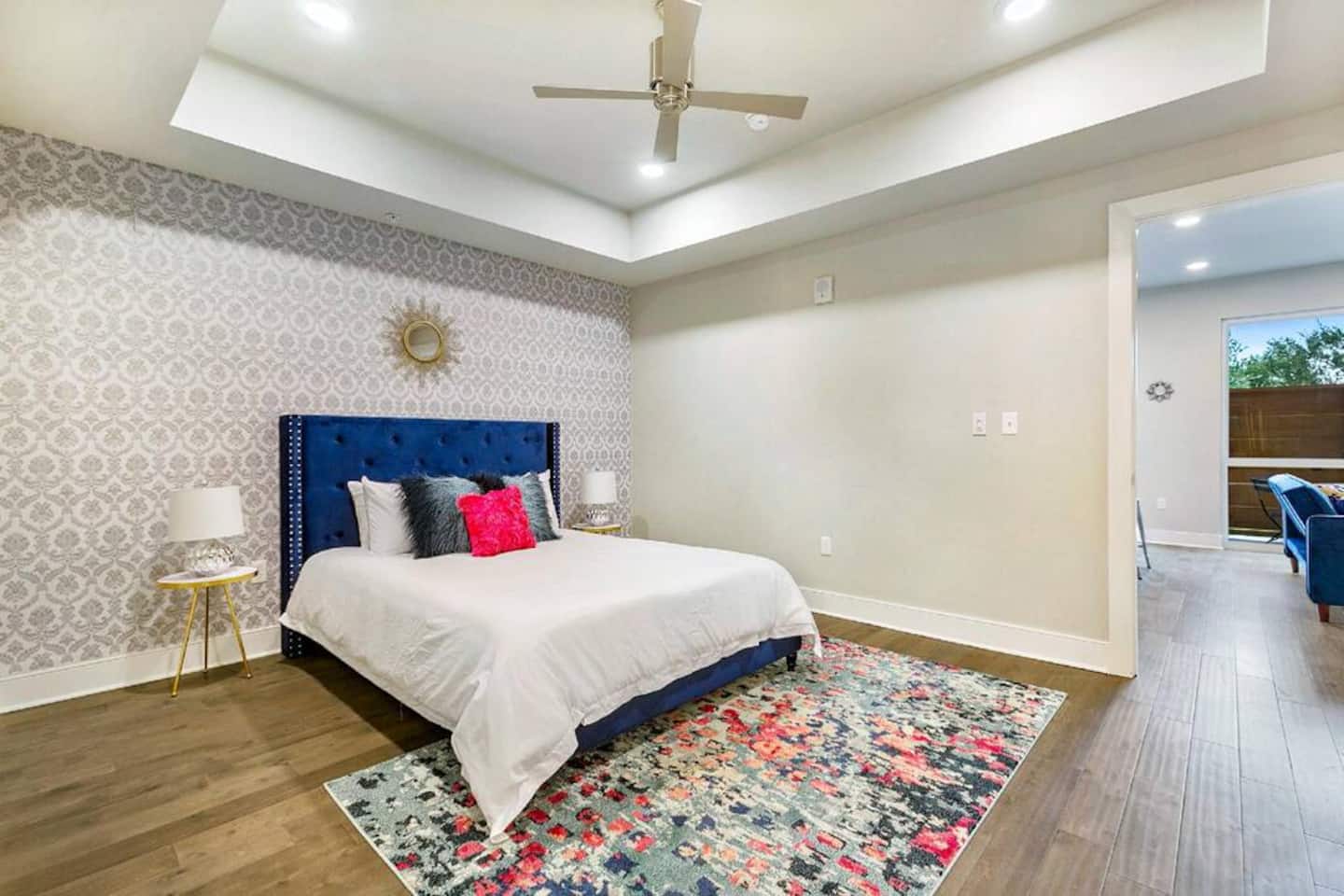 Plush Queen bed with comfy sheets! | ensuite bathroom