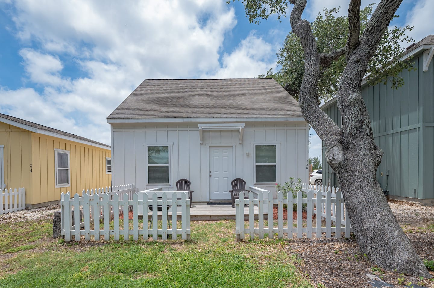 Spacious Loft And Community Pool - Inviting Coastal Retreat - Rockport, TX
