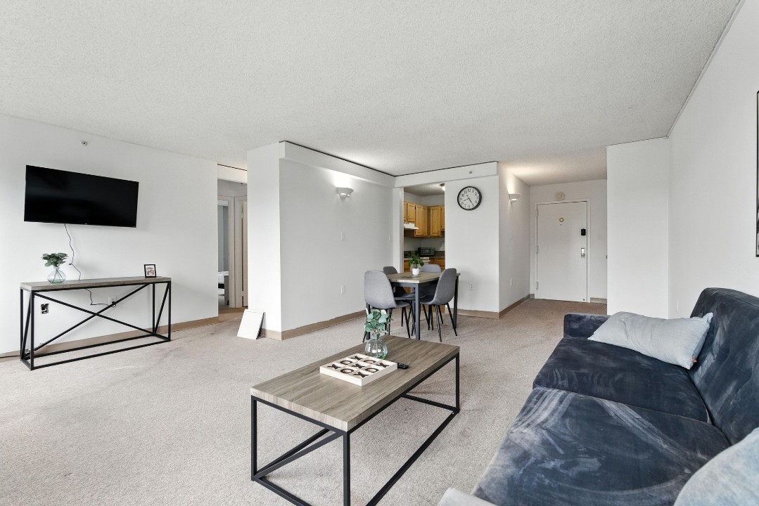 Legacy at Imperial Village · Unit 602 2/2