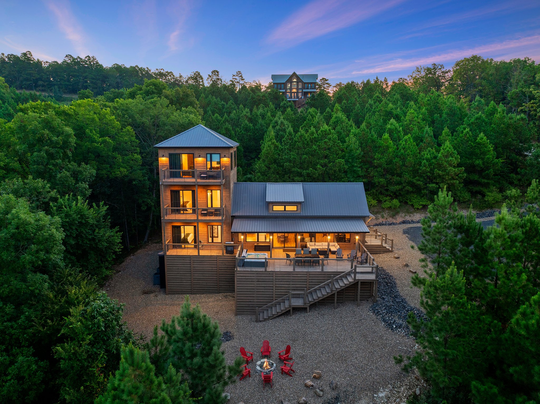 Skyfall Lodge — Broken Bow, OK — vacation rental