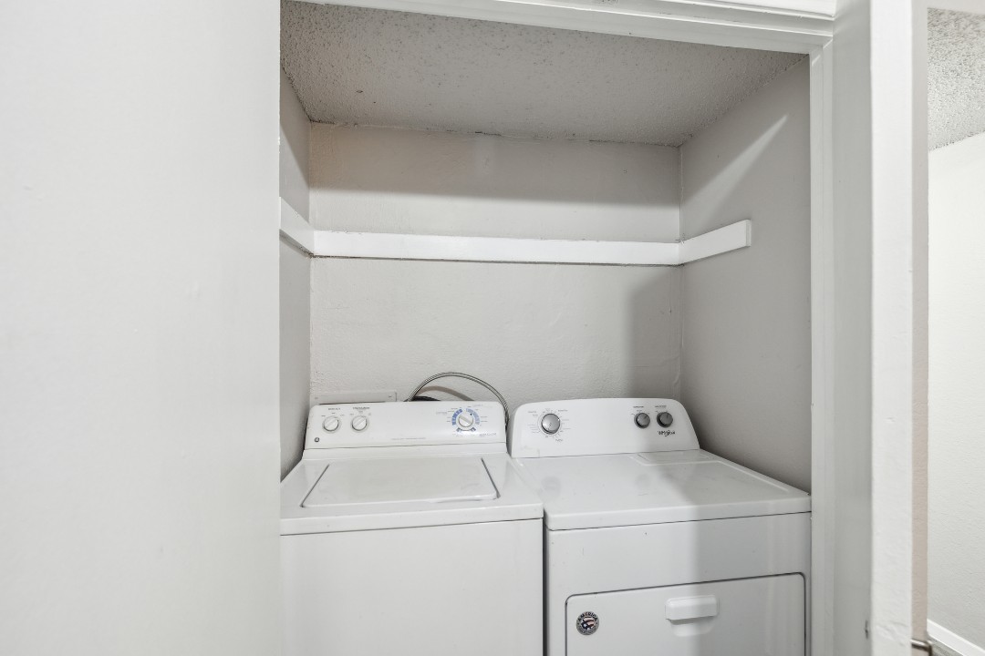 The Landry · Unit 279 2/1