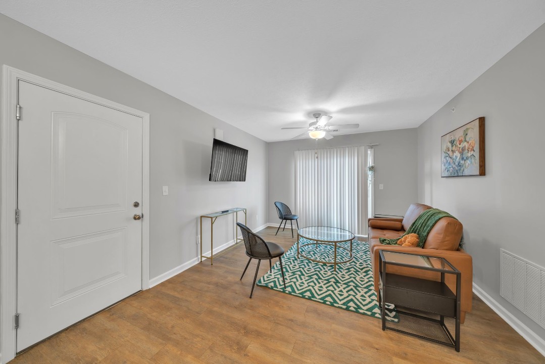 Stonecrest 722, · Unit 2/2