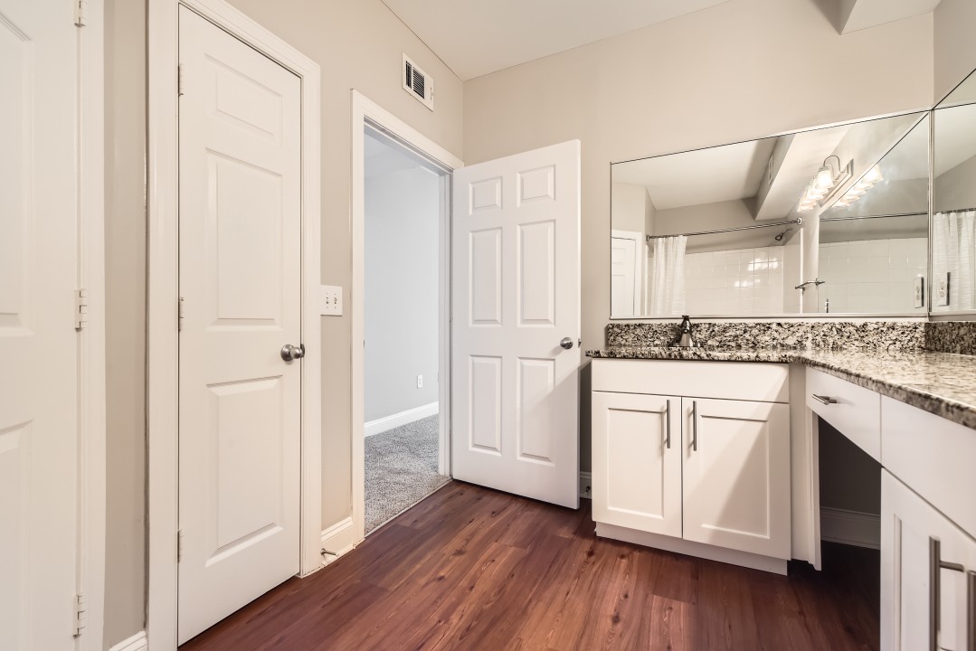 Crest at Midtown · Unit 3501 2/2