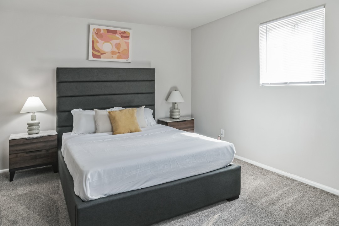 The Chateau, 306 Shipley Rd · Unit apt 610, 2bd/2bth